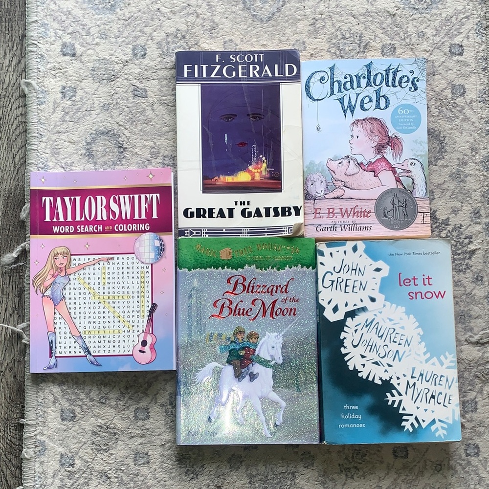 Set of 5 Books - Taylor Swift Word Search & more